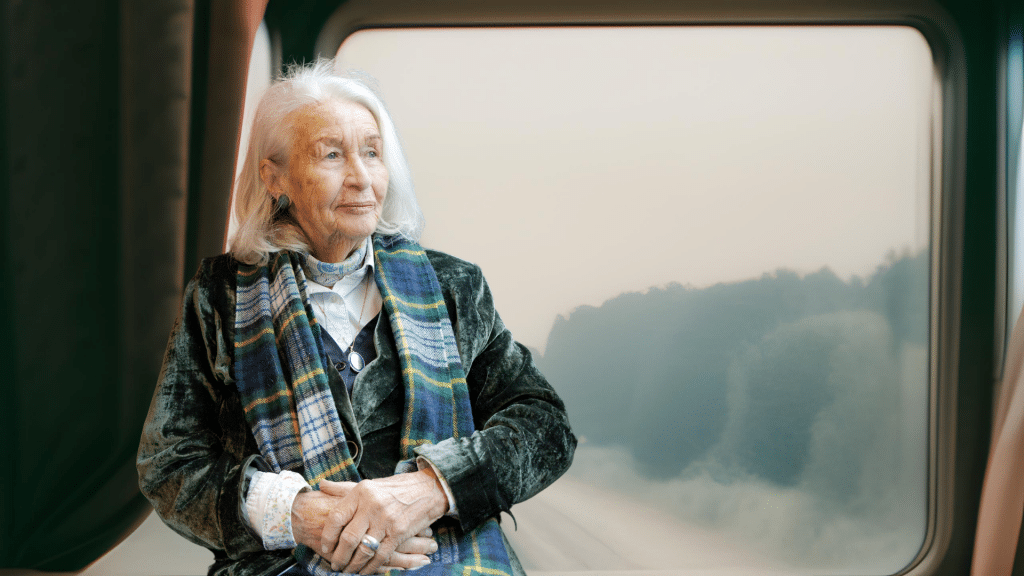 Ute Karin Höllrigl im Gespräch mit ZIMT Magazin, (c) Jana Reininger, AI-Generator: Canva